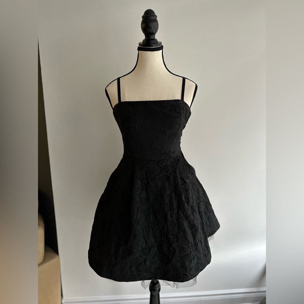 RW X ELLE little black dress